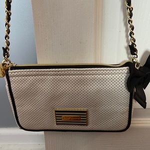 Betsy Johnson white and black purse with gold chain! Excellent condition